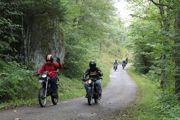 Borghamnsdagen - Mopedrally vid Pers sten. Foto: Bernd Beckmann