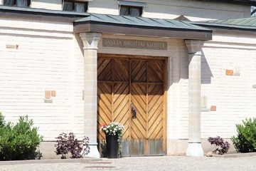Eingang zum Kloster Pax Mariae
